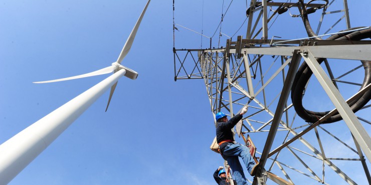 China's power use up 8.6 pct in February