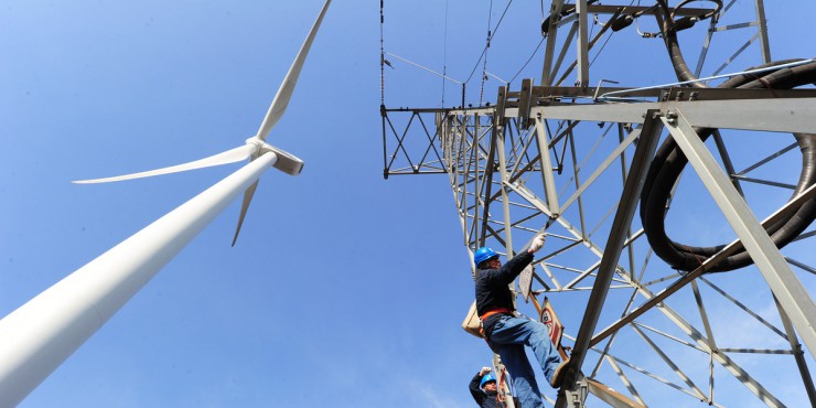 China's power use up 7.4% in March 